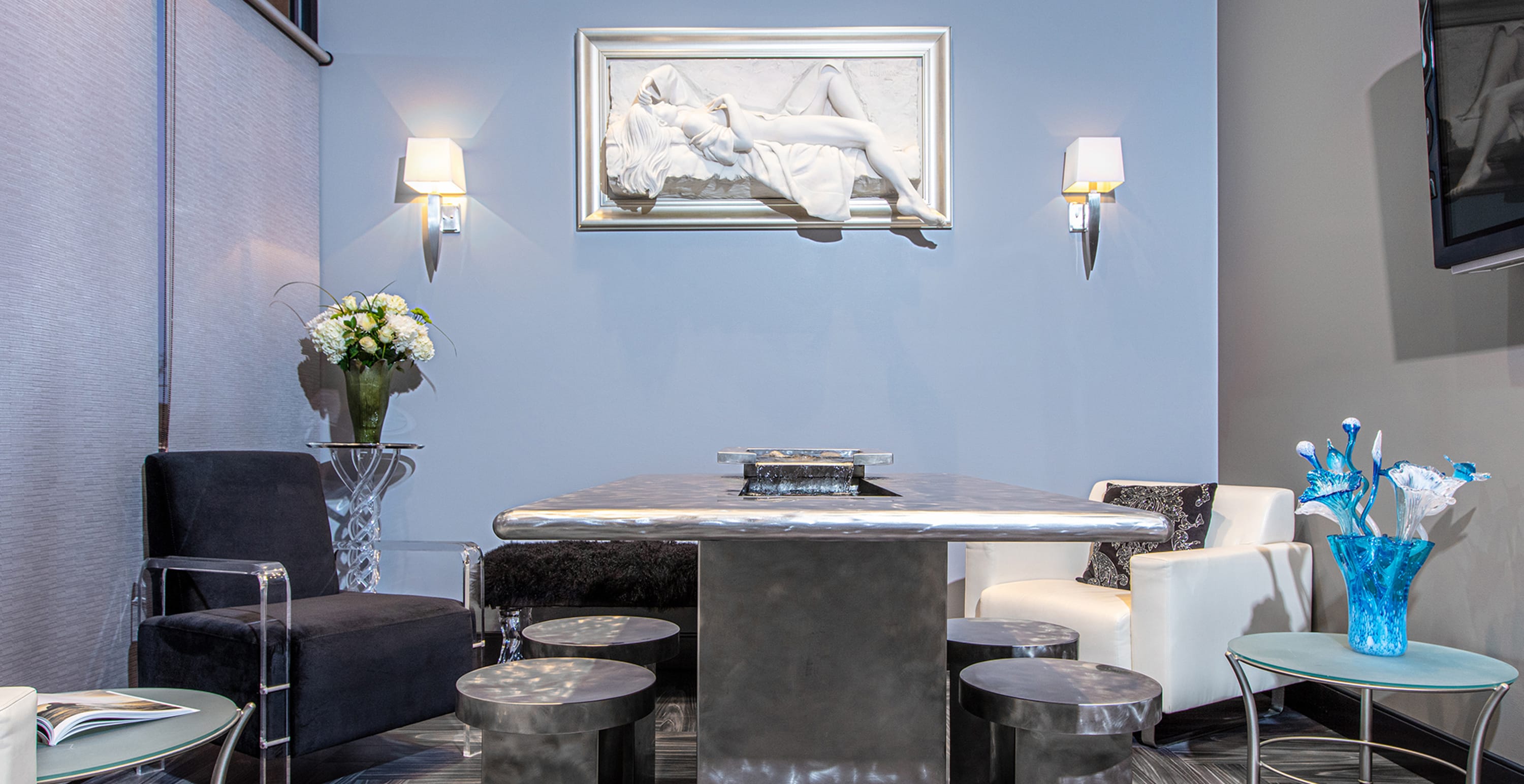 The consultation lounge at Acqua Blu Medical Spa